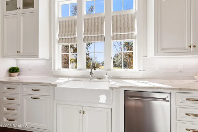 $1,650,000 | 208 Oak Side Alley, Lafayette, LA 70508