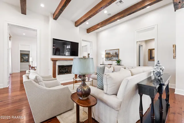 $1,650,000 | 208 Oak Side Alley, Lafayette, LA 70508