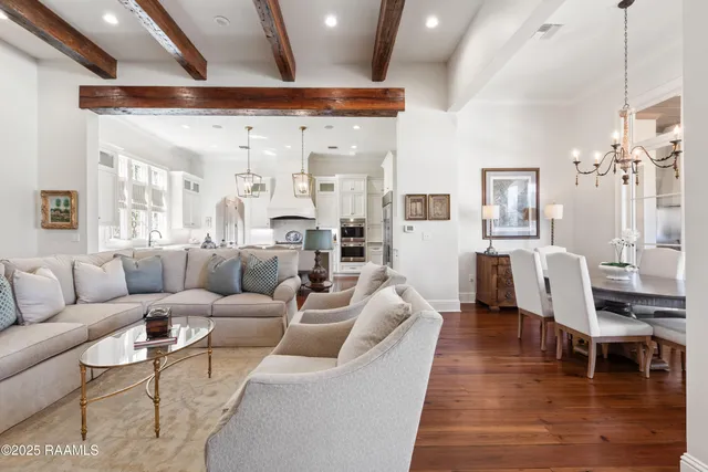 $1,650,000 | 208 Oak Side Alley, Lafayette, LA 70508