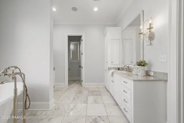 $1,650,000 | 208 Oak Side Alley, Lafayette, LA 70508