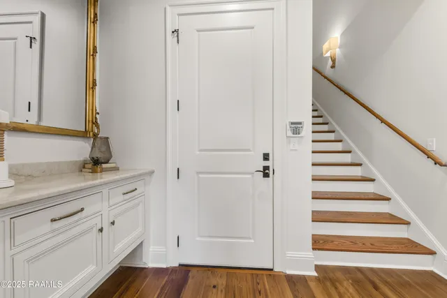 $1,650,000 | 208 Oak Side Alley, Lafayette, LA 70508