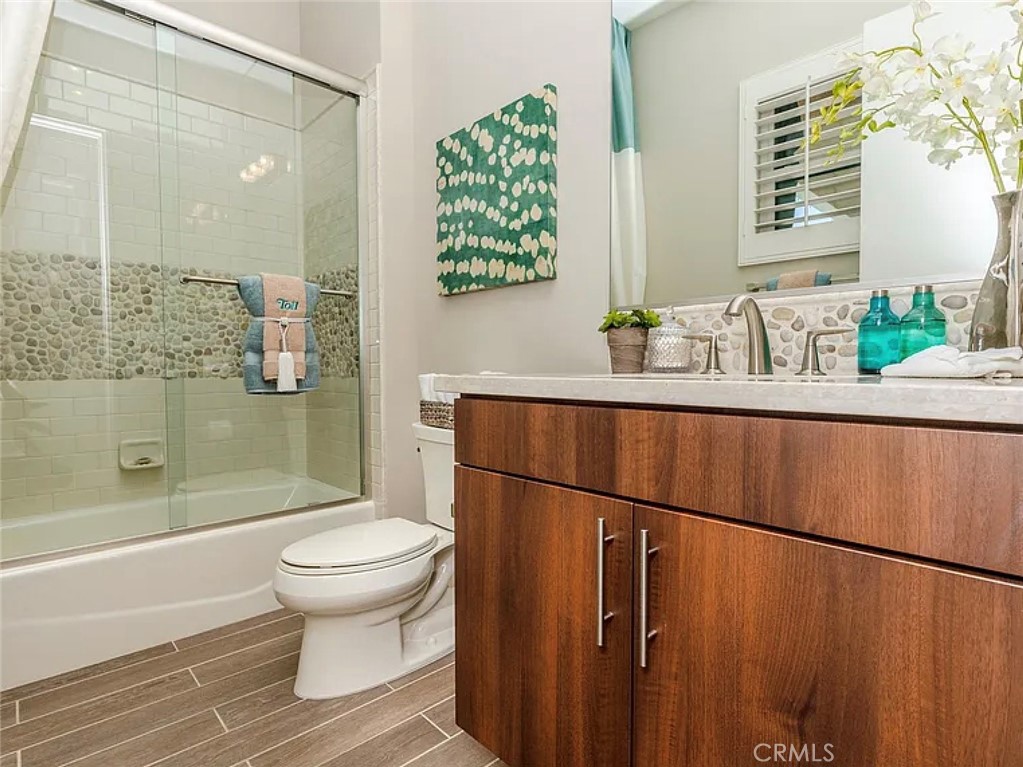 3 Via Merenda Rancho Mirage, CA 92270 - Photo 51 of 72 Bedroom 3 Bathroom