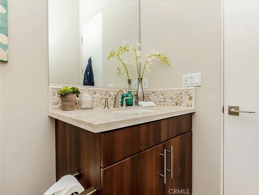 3 Via Merenda Rancho Mirage, CA 92270 - Photo 52 of 72 Bedroom 3 Bathroom