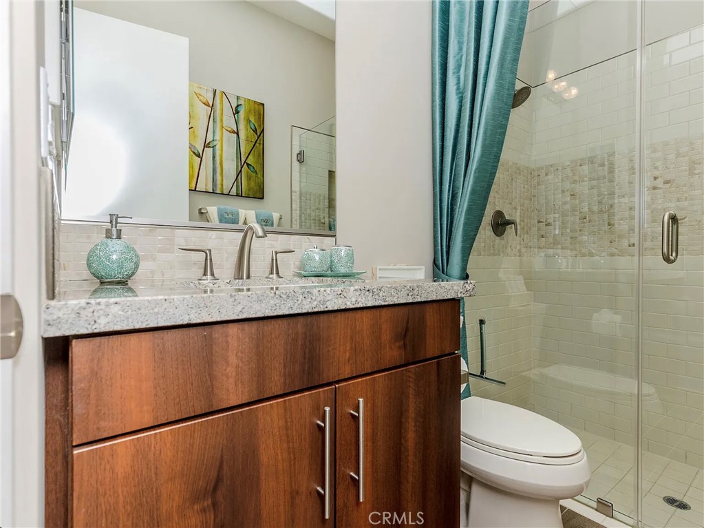 3 Via Merenda Rancho Mirage, CA 92270 - Photo 59 of 72 Casita Bathroom