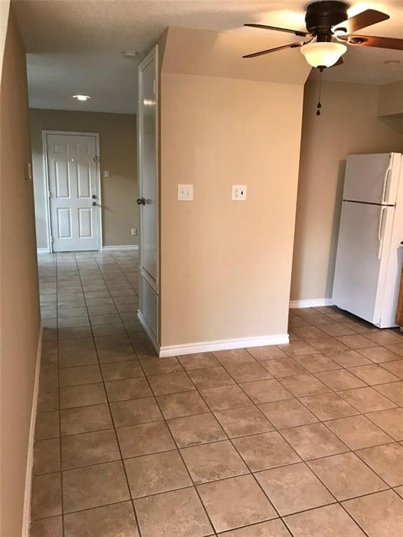 2806 Ridgecrest Drive Fort Worth, TX 76133 - Photo 4 of 13 2806