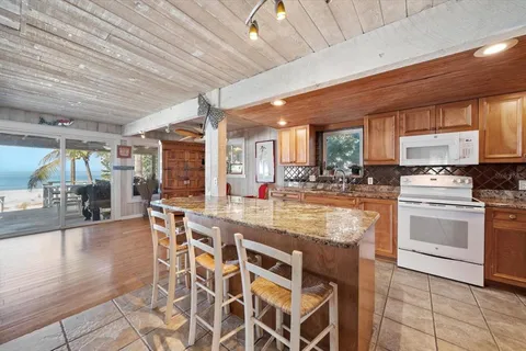 $2,690,000 | 8640 West Gulf Boulevard, Treasure Island, FL 33706