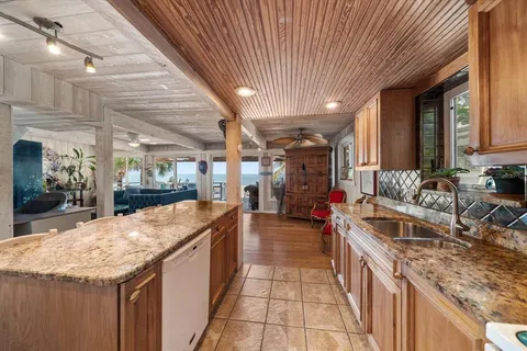 $2,690,000 | 8640 West Gulf Boulevard, Treasure Island, FL 33706