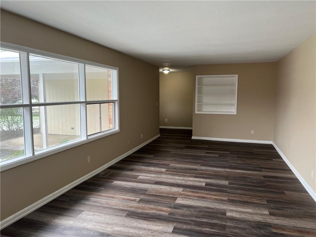 7330 Graham Road Indianapolis, IN 46250 - Photo 17 of 39 Gallery Image 17