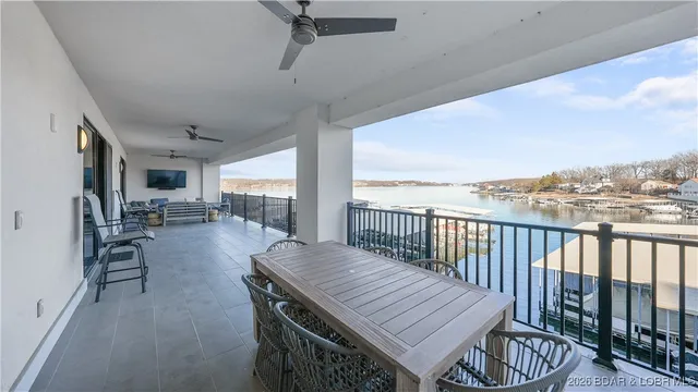 $1,195,000 | 166 Captiva Drive, Unit 1E, Sunrise Beach, MO 65079