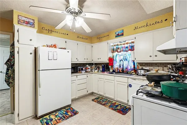$214,900 | 529 North 5th Street, Lacygne, KS 66040