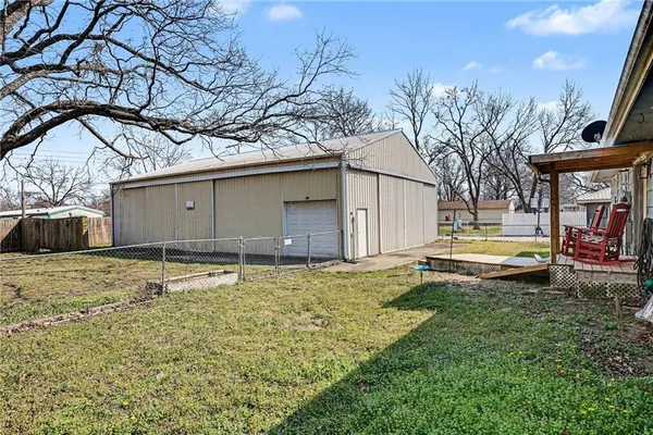 $214,900 | 529 North 5th Street, Lacygne, KS 66040