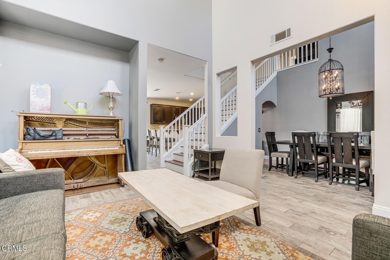 944 Lombard Street Oxnard, CA 93030 - Photo 5 of 28 944 Lombard St Oxnard CA 93030-large-005