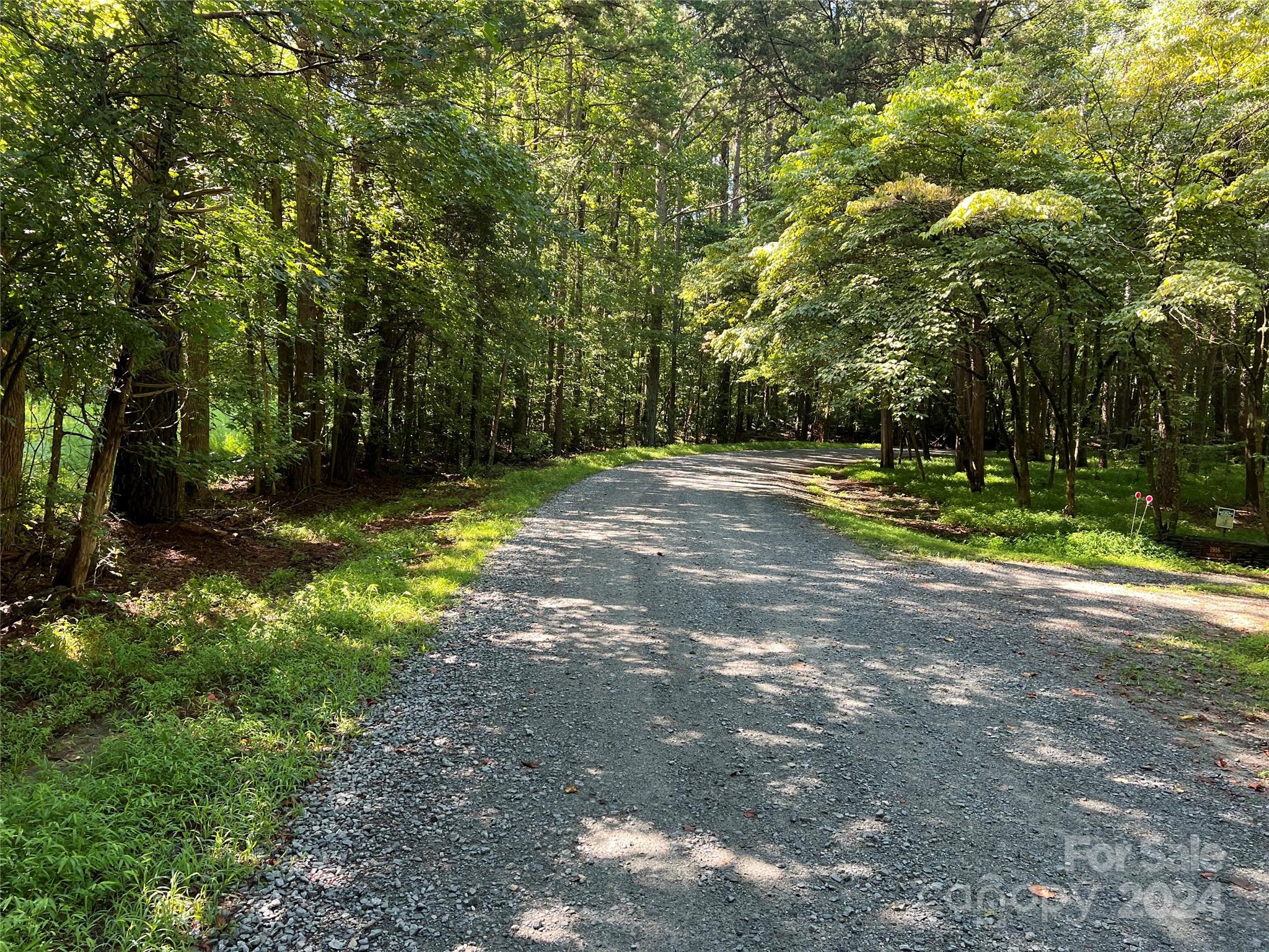 1913 Davis Road Davidson, NC 28036 - Photo 2 of 3 Gallery Image 2