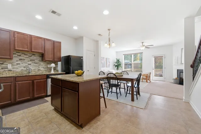 $275,000 | 6872 Zaniah Road, Atlanta, GA 30331