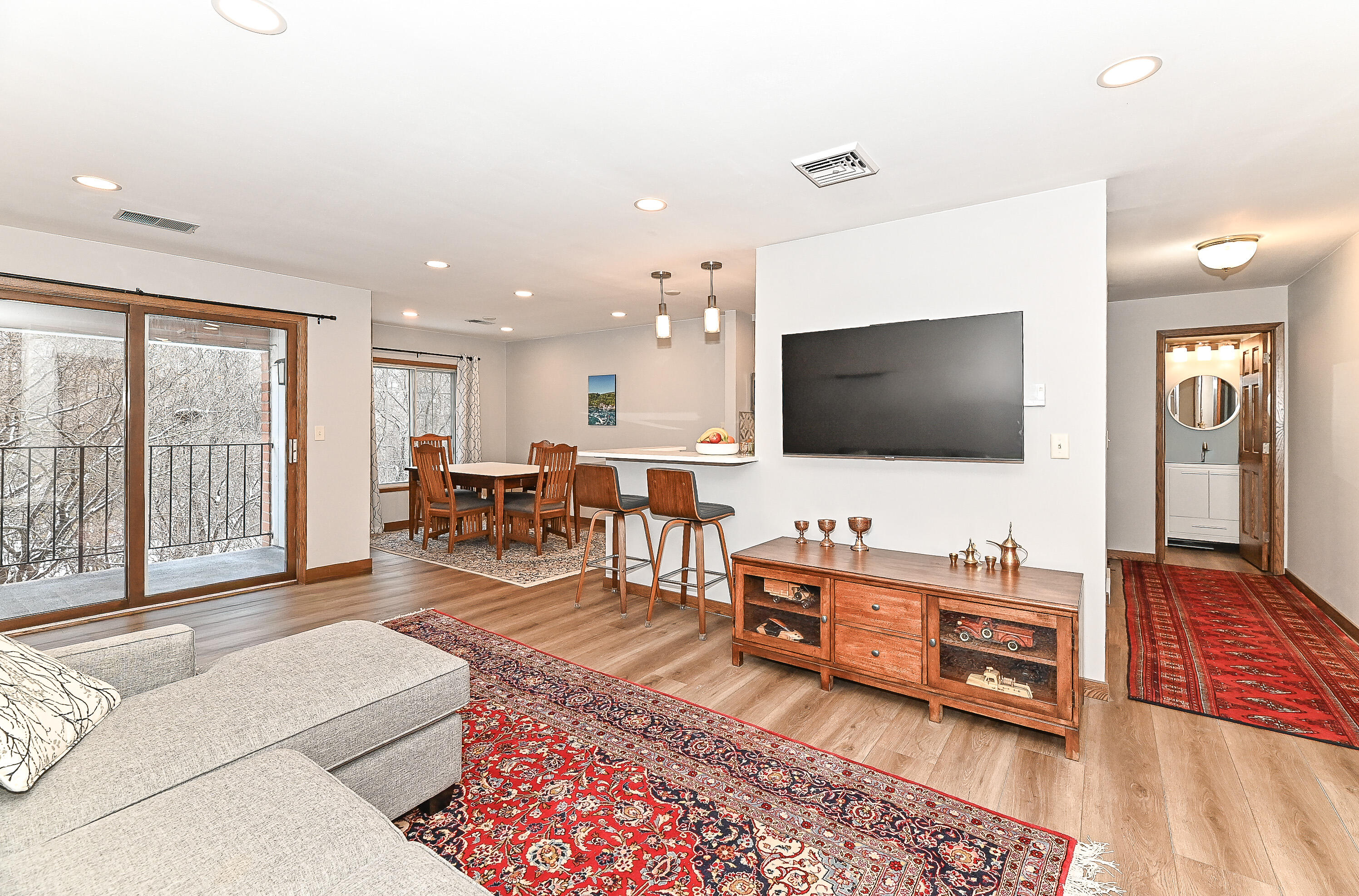 12990 West Bluemound Road, Unit 202 Elm Grove, WI 53122 - Photo 4 of 32 Bluemound-10