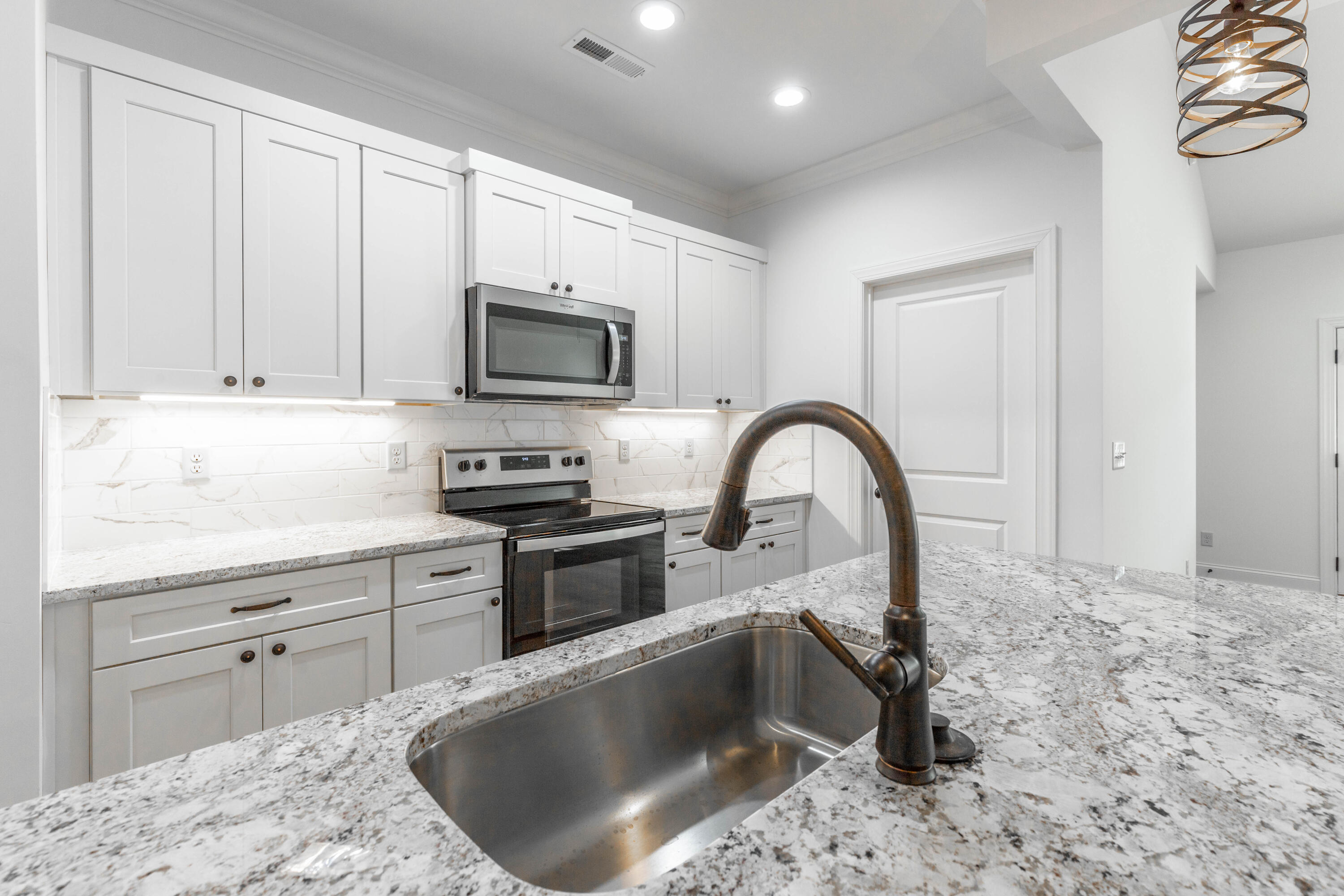 107 Stone Circle Ringgold, GA 30736 - Photo 11 of 44 172 Brown Stone Drive HD-17