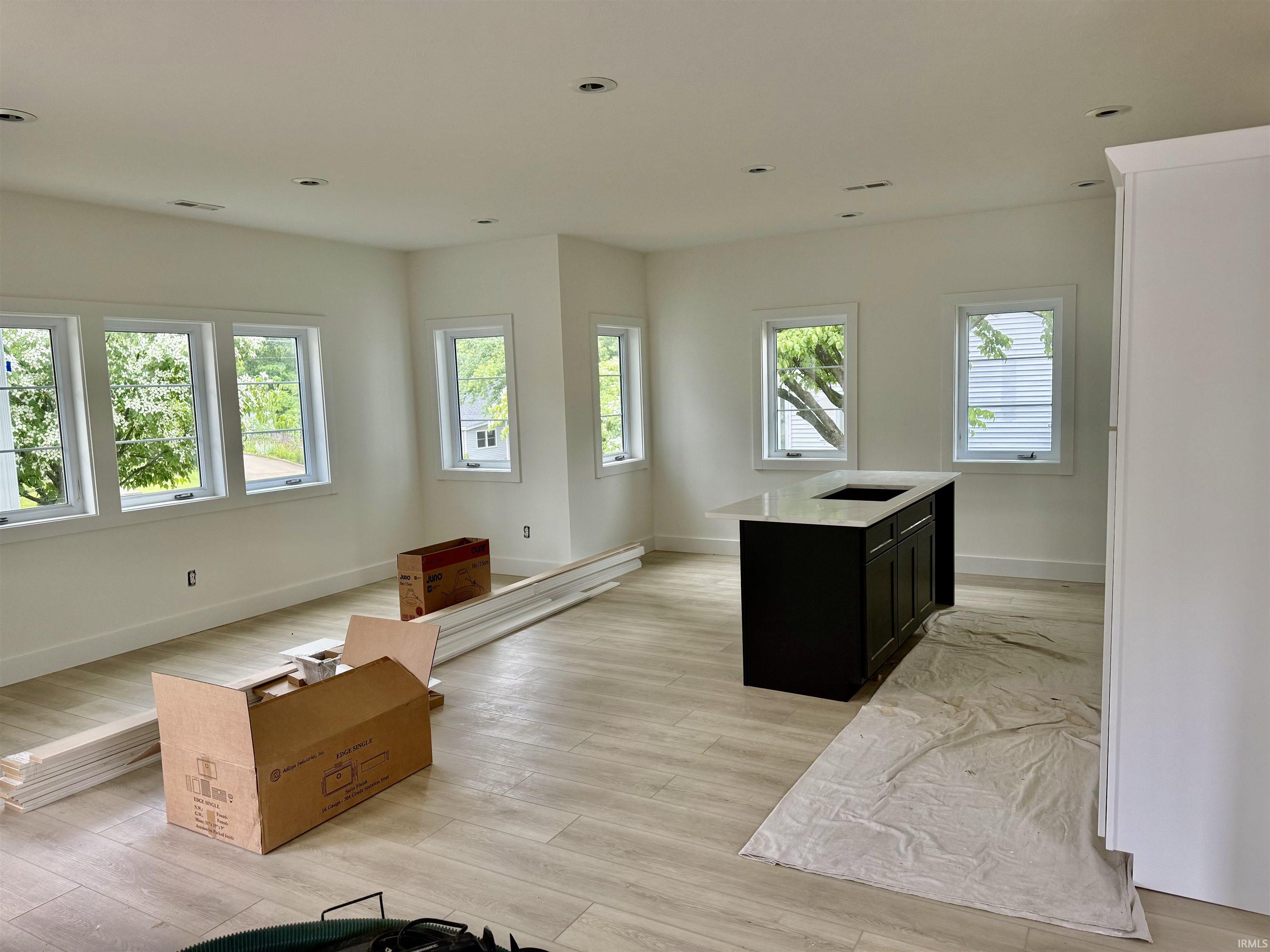 910 North Maple Street Bloomington, IN 47404 - Photo 8 of 23 Gallery Image 8