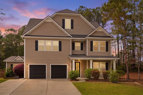 $625,000 | 2307 Hummingbird Lane, Summerville, SC 29483