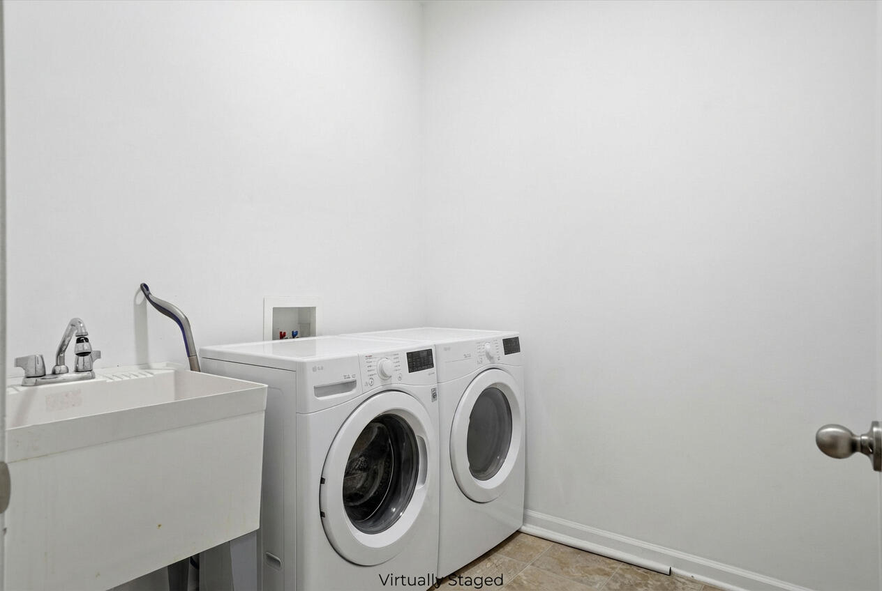 2307 Hummingbird Lane Summerville, SC 29483 - Photo 28 of 63 Laundry Room