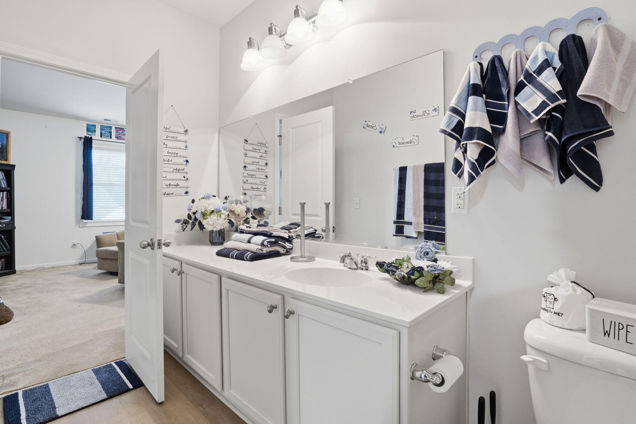 2307 Hummingbird Lane Summerville, SC 29483 - Photo 38 of 63 Bathroom 3 (3)