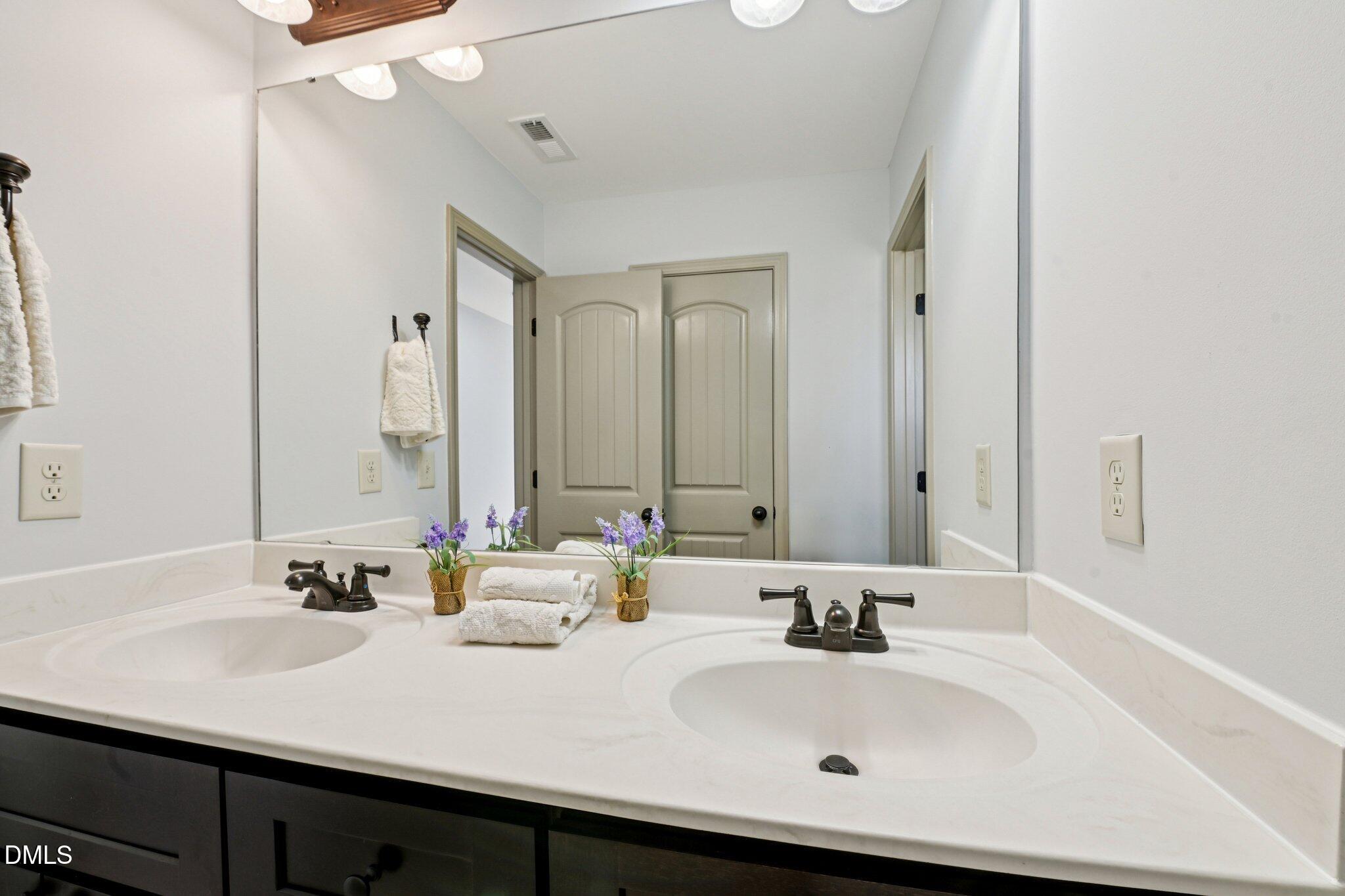 167 Fairview Street Clayton, NC 27520 - Photo 55 of 82 41-web-or-mls-Fairview St-S1403-039