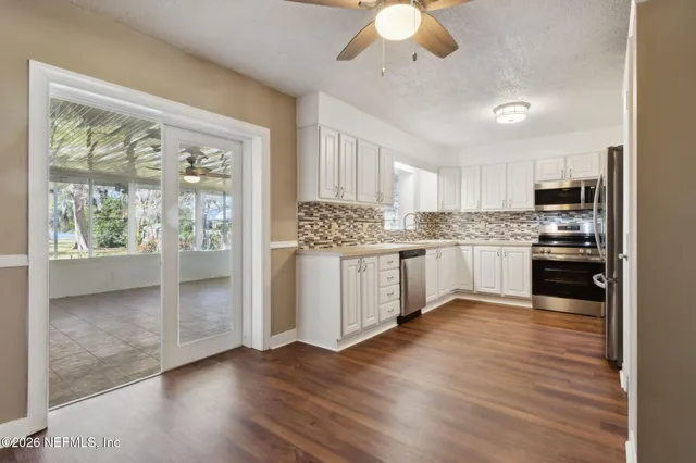 $575,000 | 2574 Lake Shore Boulevard, Jacksonville, FL 32210