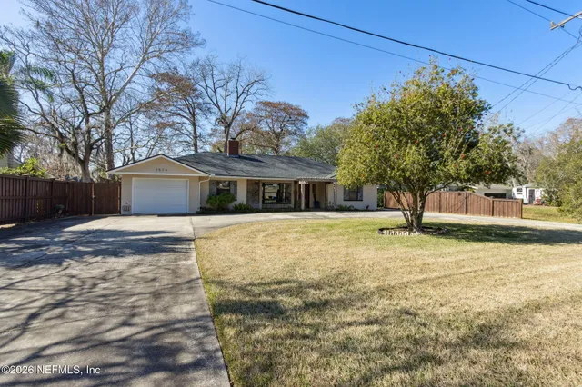 $575,000 | 2574 Lake Shore Boulevard, Jacksonville, FL 32210