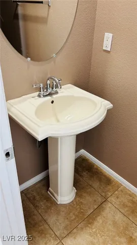 $1,750 | 8132 Stonyford Court, Las Vegas, NV 89139