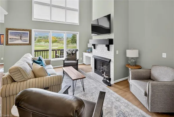 $760,000 | 233 Lakeview Place, Unit D2, Jefferson, NC 28640