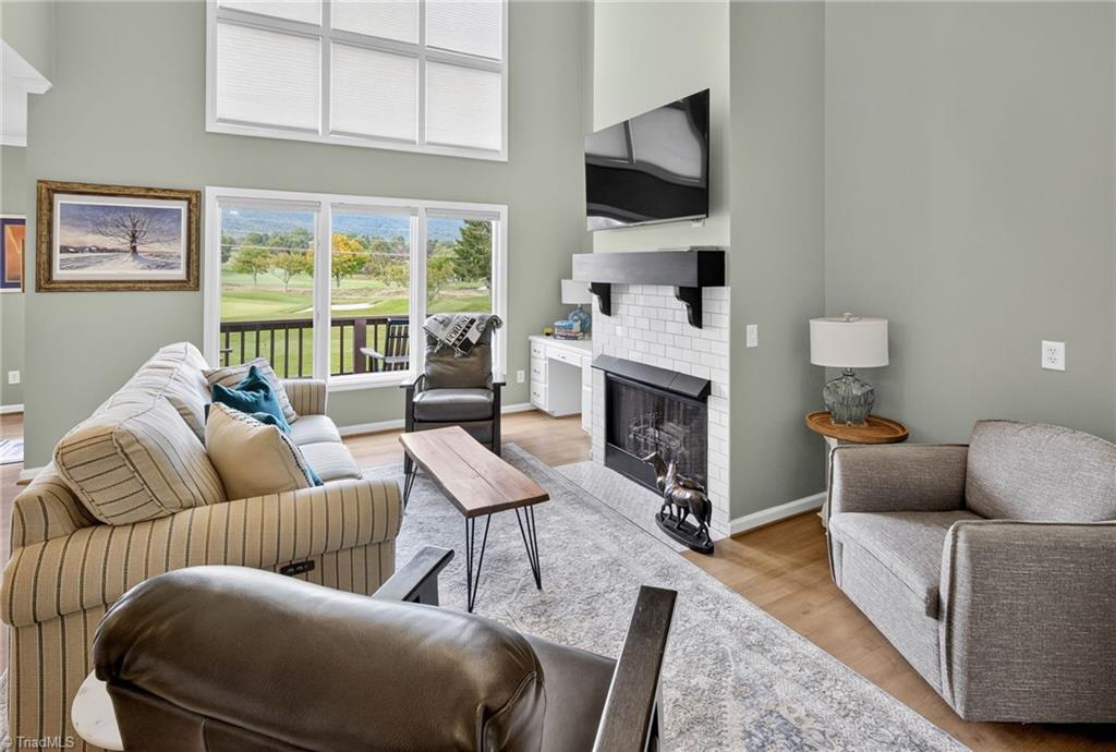 233 Lakeview Place, Unit D2 Jefferson, NC 28640 - Photo 8 of 48