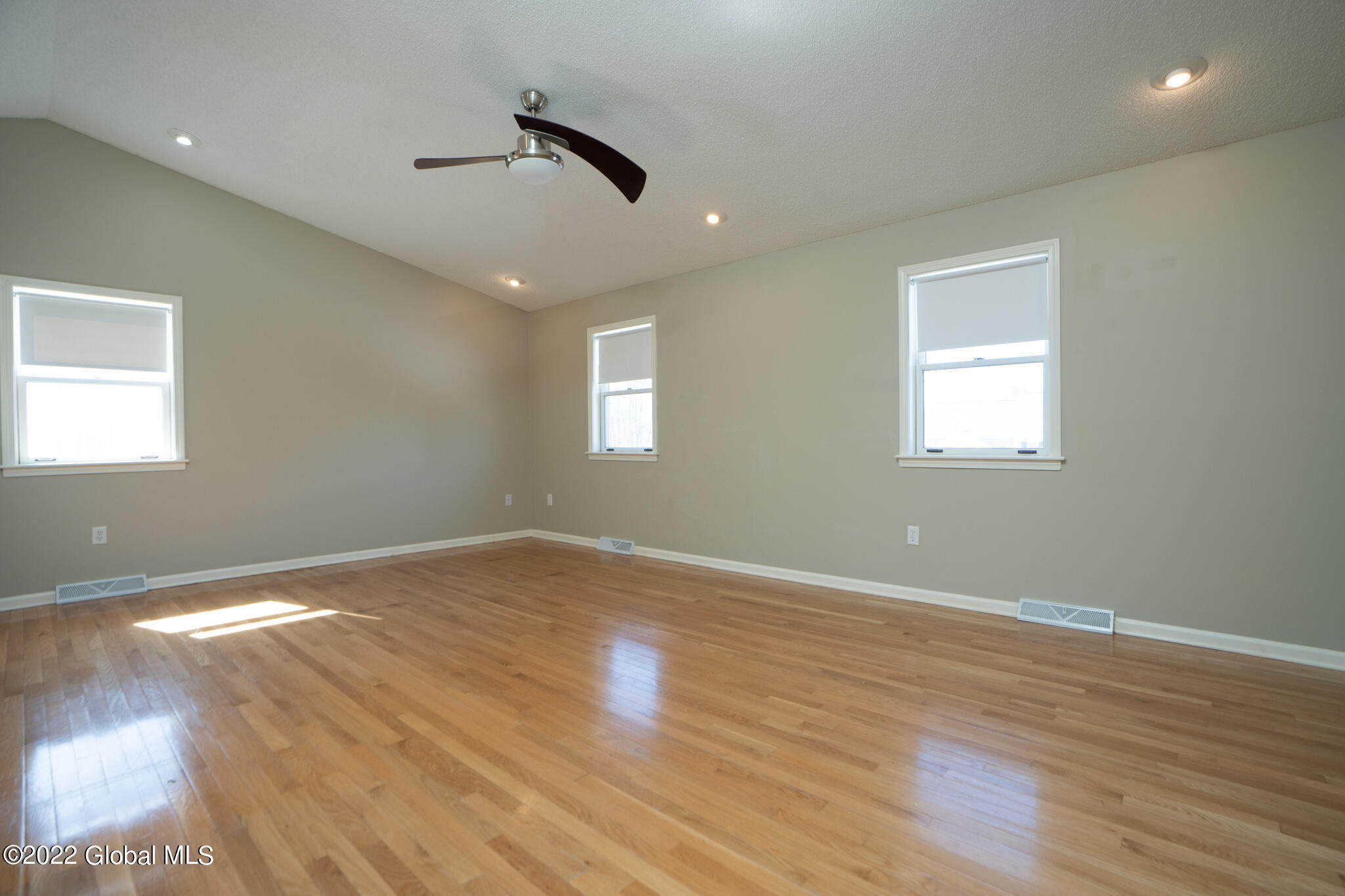14 Windham Hill Road Bethlehem, NY 12077 - Photo 20 of 42 14805B8C-CE51-4115-BB31-1C705FE38AA3
