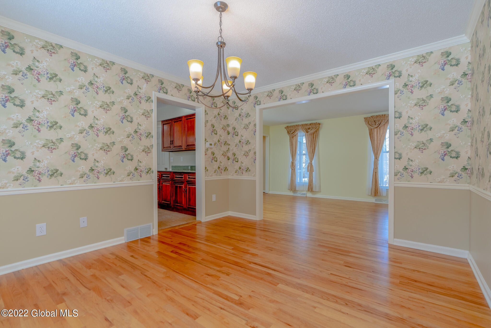 14 Windham Hill Road Bethlehem, NY 12077 - Photo 8 of 42 C0FA3449-DBD2-4F74-BB78-997D9EEC7BBB