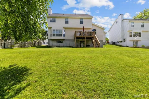 $539,900 | 403 Arbor Glen Drive, Ballwin, MO 63021