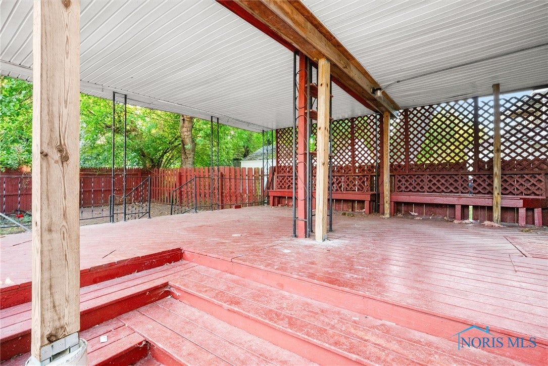 2050 Wyndhurst Road Toledo, OH 43607 - Photo 36 of 39 Gallery Image 36