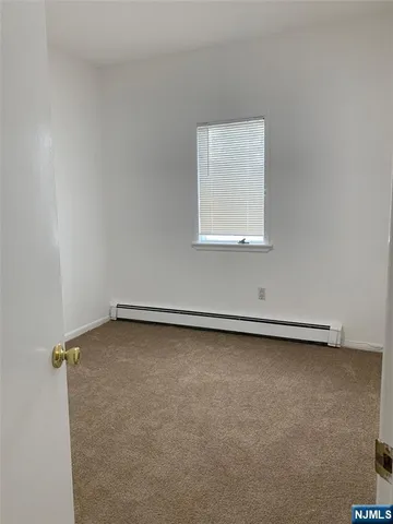 $2,600 | 132 Hardenburgh Avenue, Unit 2E, Demarest, NJ 07627