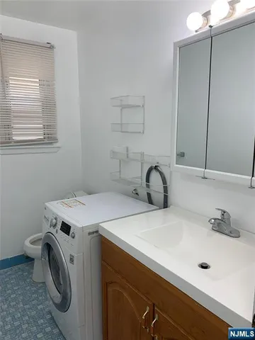 $2,600 | 132 Hardenburgh Avenue, Unit 2E, Demarest, NJ 07627