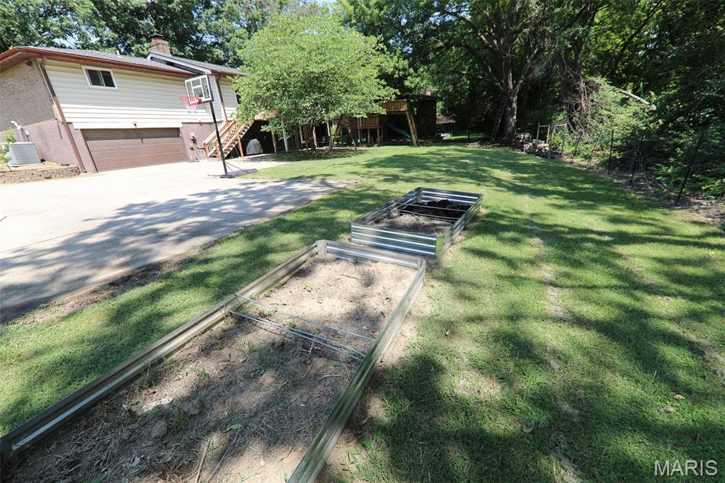 204 Bittersweet Lane Belleville, IL 62221 - Photo 39 of 43 Gallery Image 39