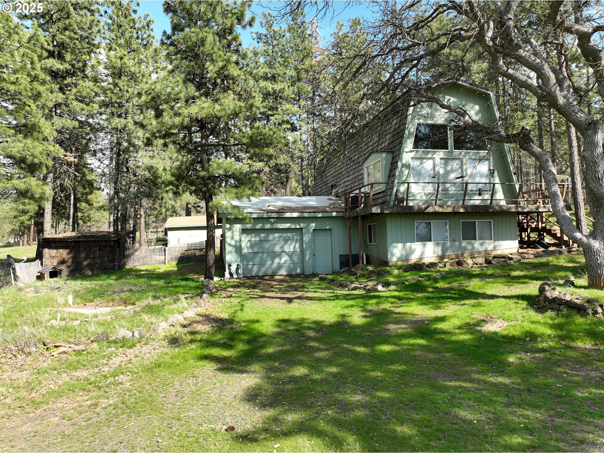 87 Adams Loop Road Goldendale, WA 98620 - Photo 2 of 35