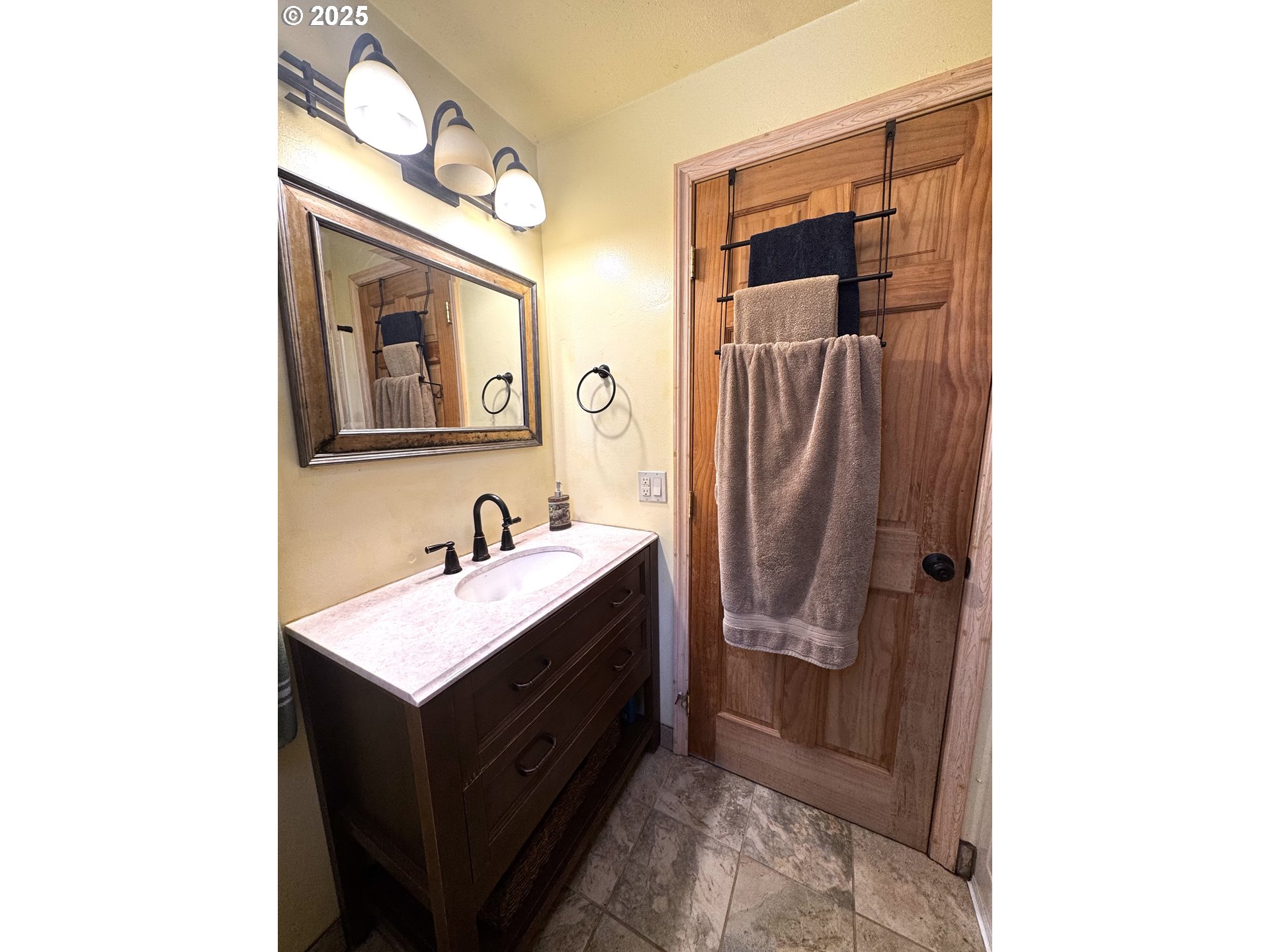 87 Adams Loop Road Goldendale, WA 98620 - Photo 10 of 35