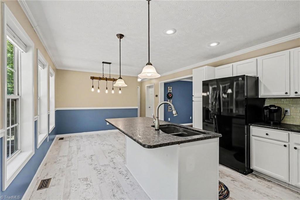 4305 Young Road Asheboro, NC 27205 - Photo 10 of 25