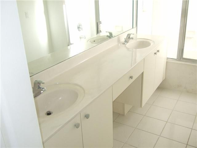 5901 Spring Lake Terrace Fort Pierce, FL 34951 - Photo 3 of 5 Master Bath/Spa