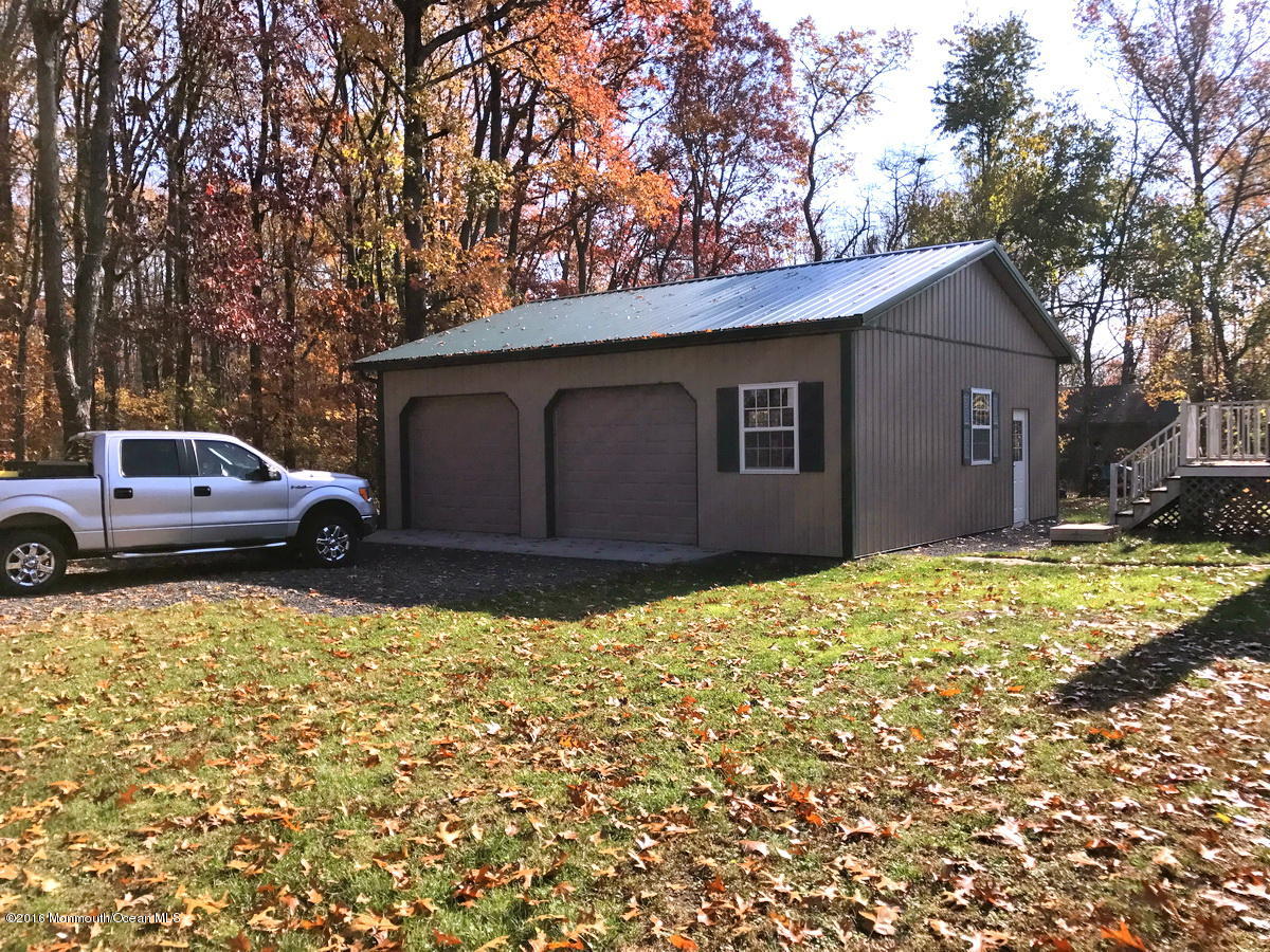 1133 West Farms Road Howell, NJ 07731 - Photo 8 of 13 Garage