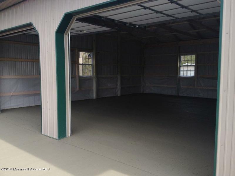 1133 West Farms Road Howell, NJ 07731 - Photo 10 of 13 Garage/Barn