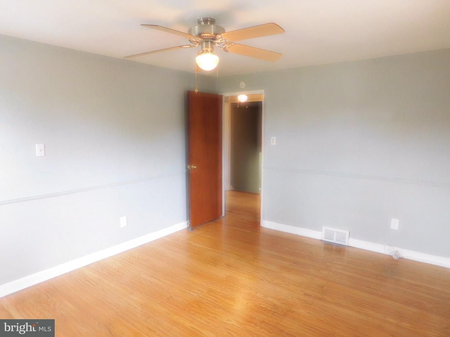 235 Willers Road Upper Chichester, PA 19014 - Photo 8 of 25 Gallery Image 8