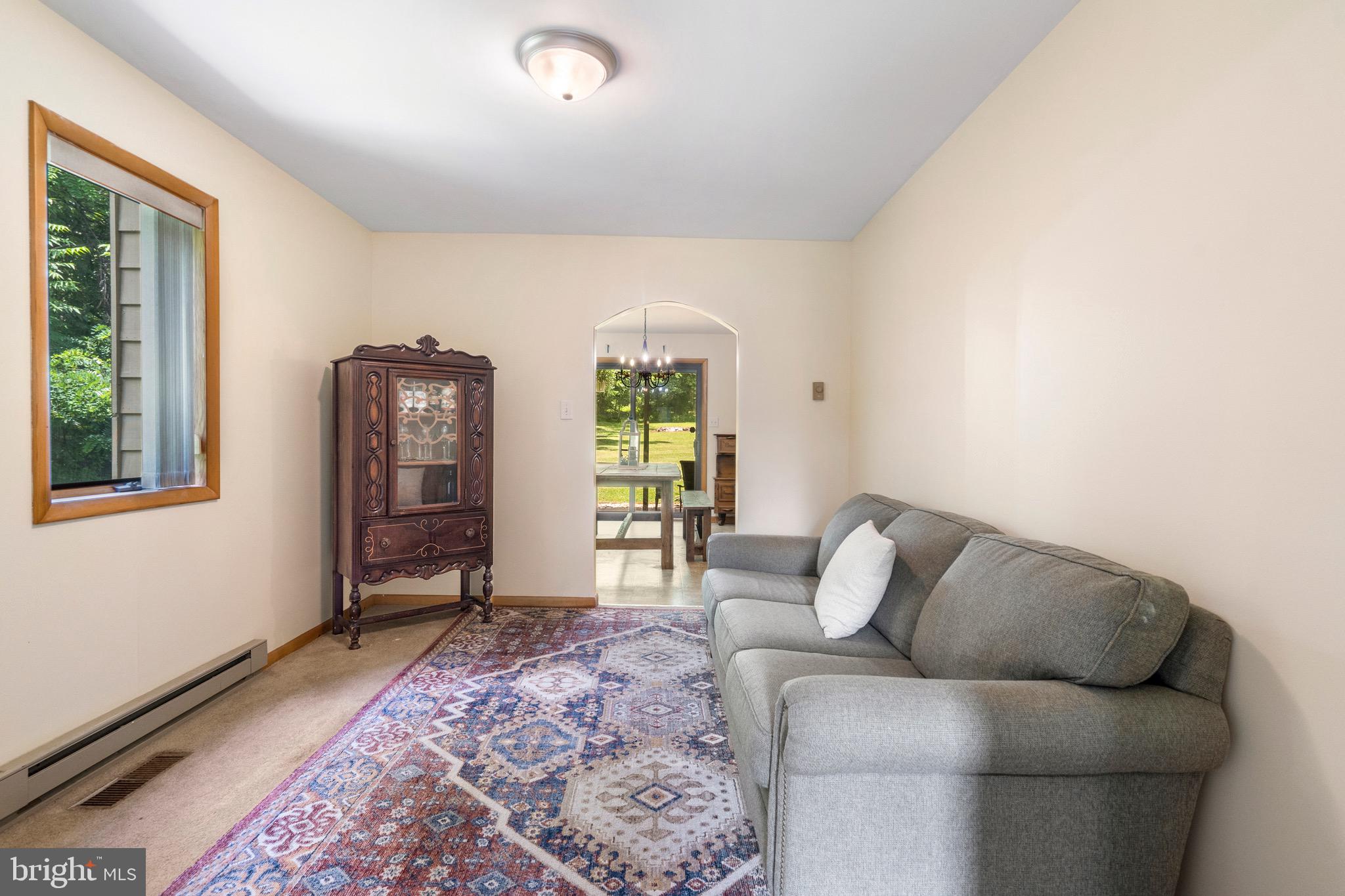 903 Colston Drive Falling Waters, WV 25419 - Photo 18 of 46 Sitting area 1
