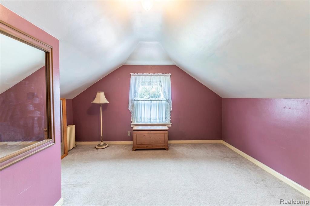 10633 Stark Road Livonia, MI 48150 - Photo 24 of 37