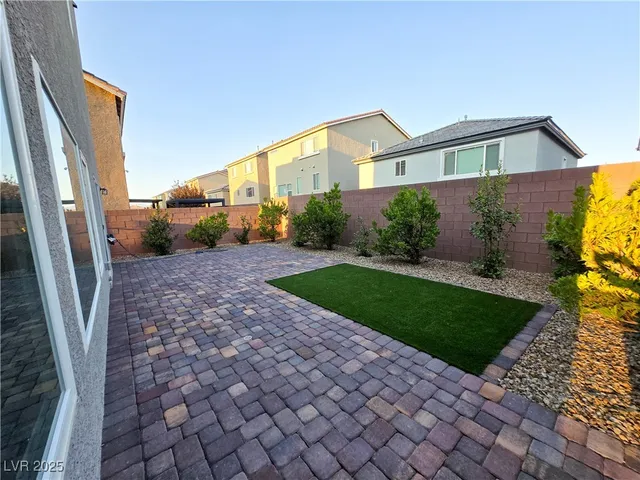 $569,000 | 7766 Pacific Dunes Street, Las Vegas, NV 89139