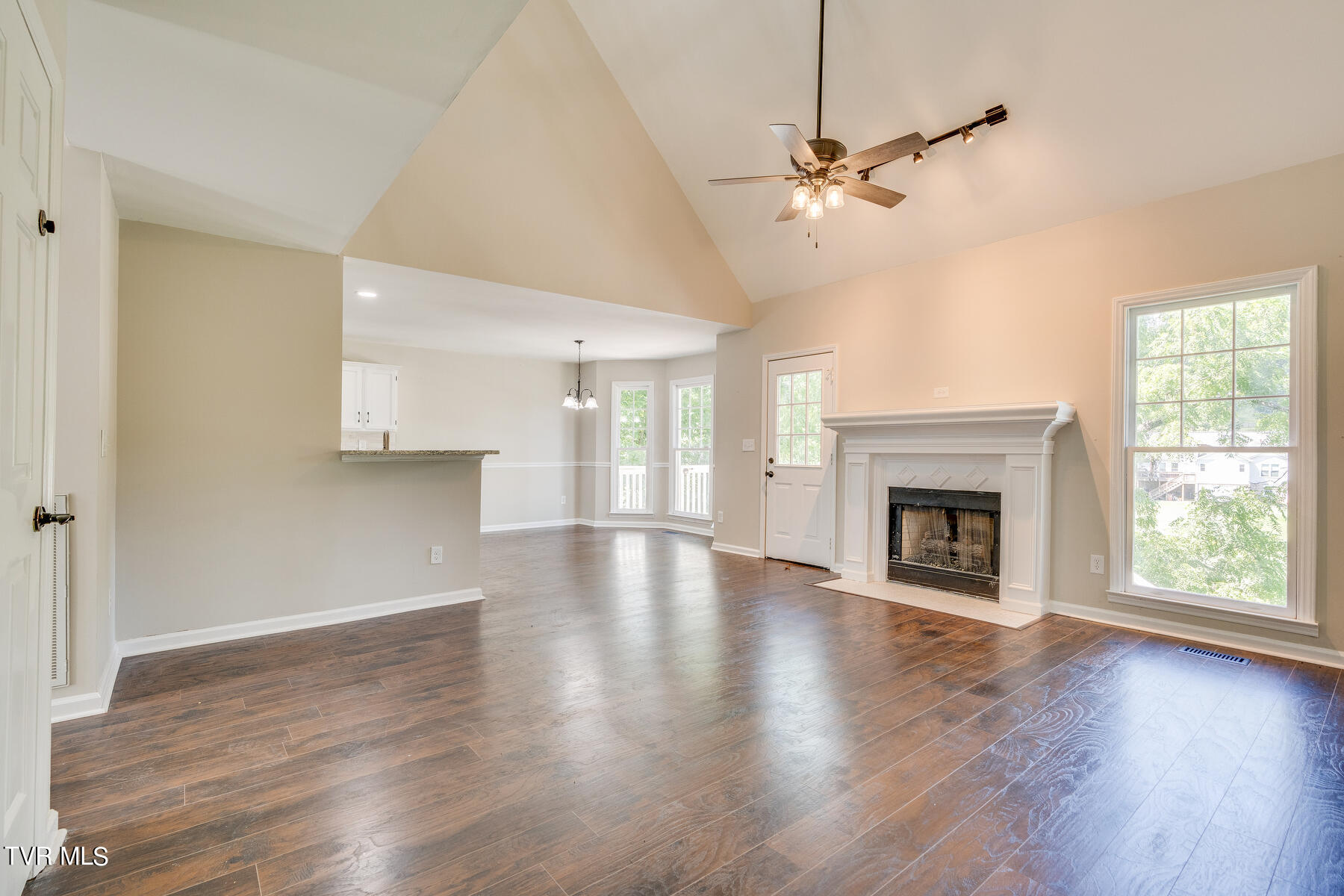 518 Mitchell Road Kingsport, TN 37663 - Photo 11 of 48 011