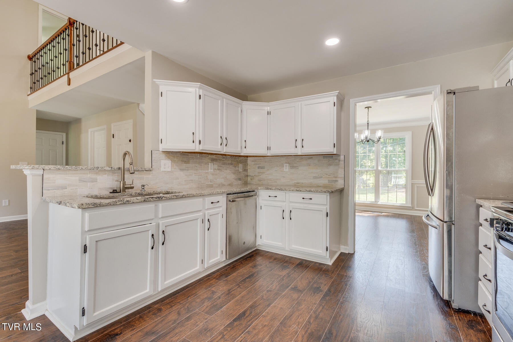 518 Mitchell Road Kingsport, TN 37663 - Photo 16 of 48 016