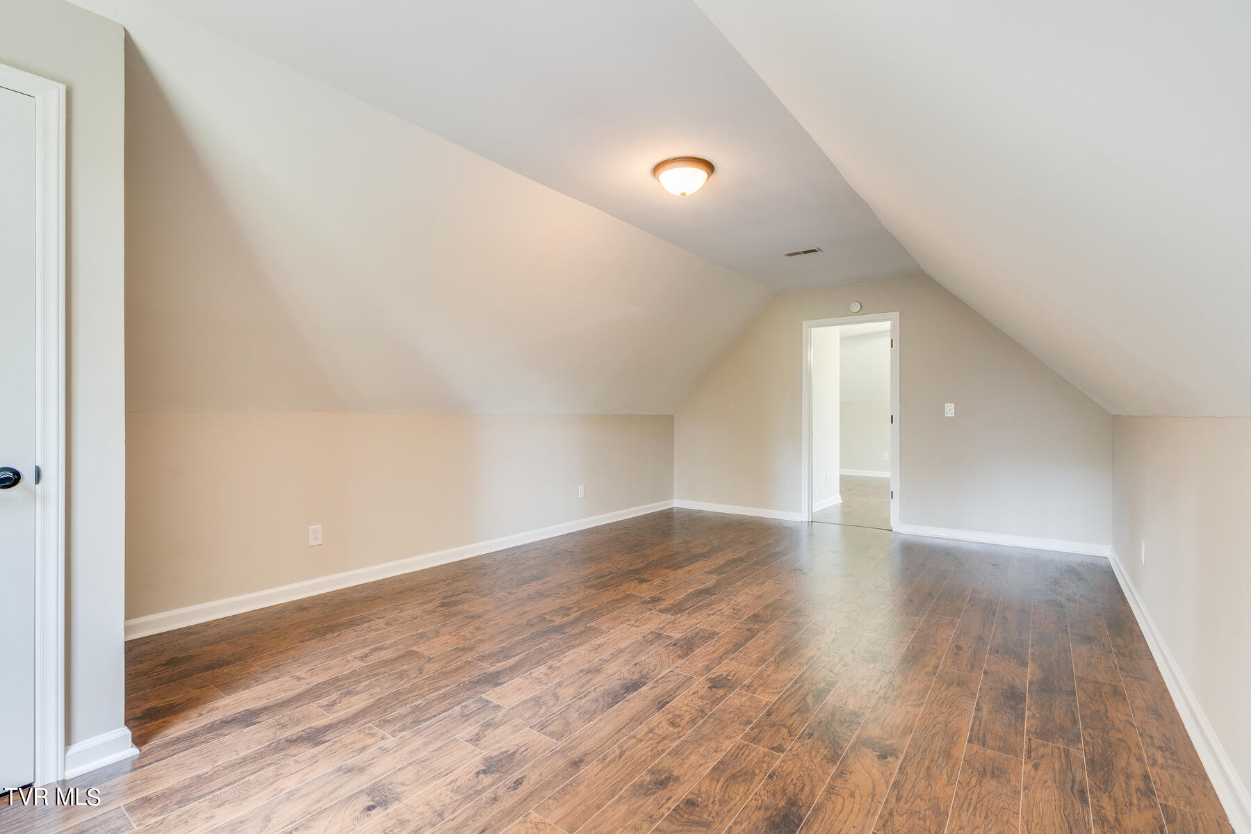518 Mitchell Road Kingsport, TN 37663 - Photo 28 of 48 028